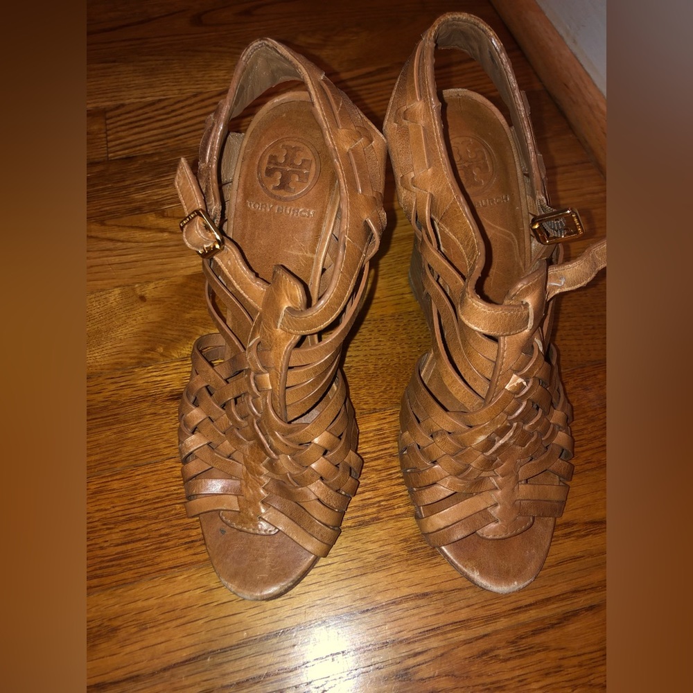 Strappy Tory Burch Wedge, Leather, Camel/tan color Size 7